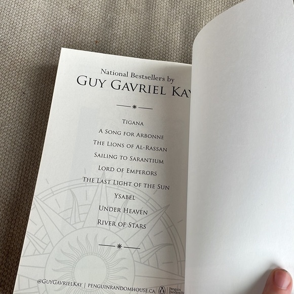 Ysabel - Guy Gavriel Kay. Softcover. Novel. Supernatural. Thriller. - Picture 3 of 10